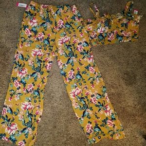 Floral bralette and pants set